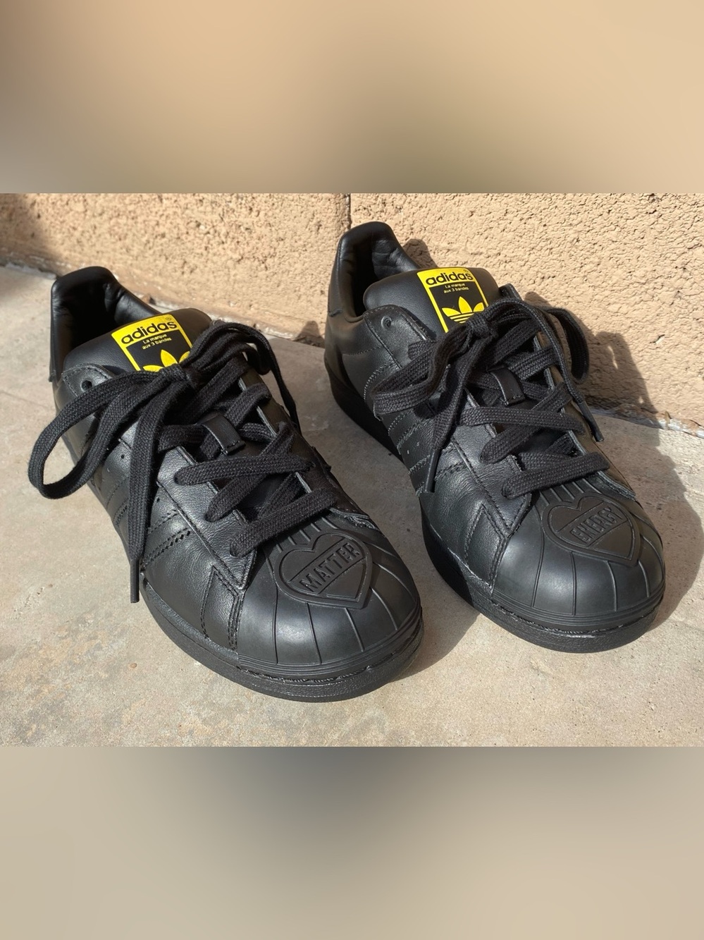 RARE NWOT Adidas Superstar x Pharrell Williams Sneakers in Black & Yellow